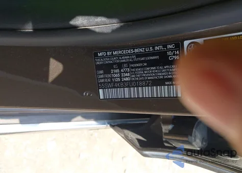 2015 Mercedes-Benz C 300 4Matic/Luxury 4Matic/Sport 4Matic from USA, damaged, VIN 55SWF4KB3FU018872